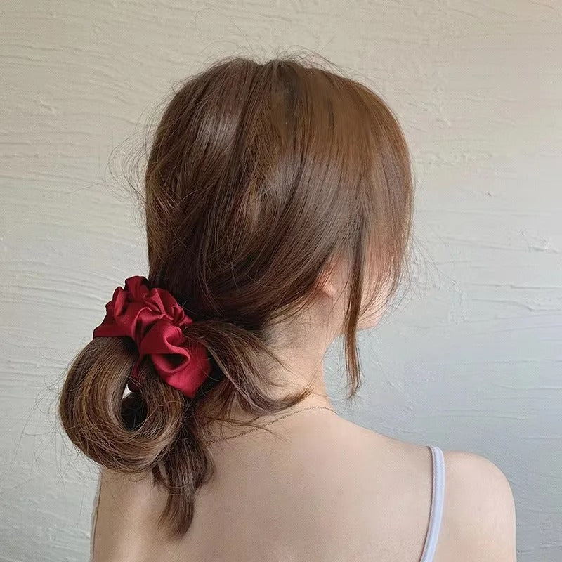Mullbärssilke Scrunchie